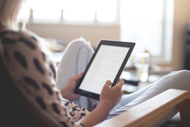 czytanie z czytnika e-booków